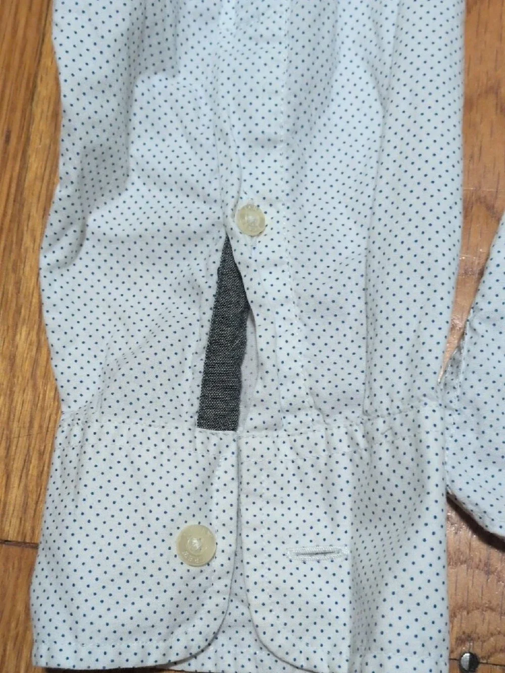 J. Crew mens quality woven cotton Button-Down Shirt - White with Micro Print L